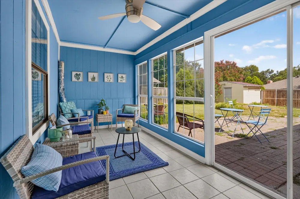 1502 Meadow Glen Street Richardson, TX 75081