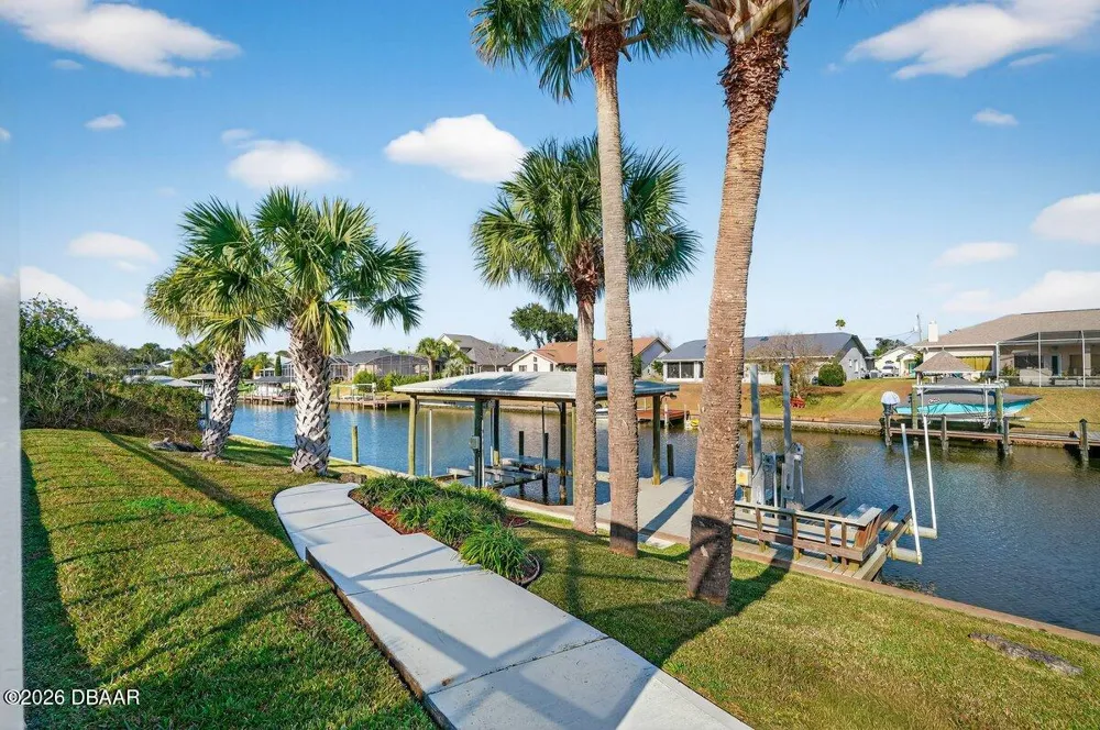 10 Fleming Court S Palm Coast, FL 32137