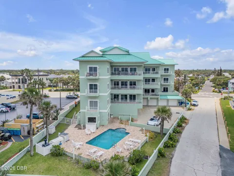 423 S Atlantic Avenue #102