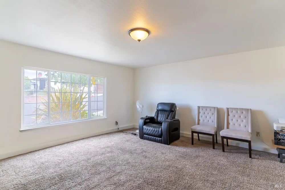 327 Pecan Street Vallejo, CA 94589