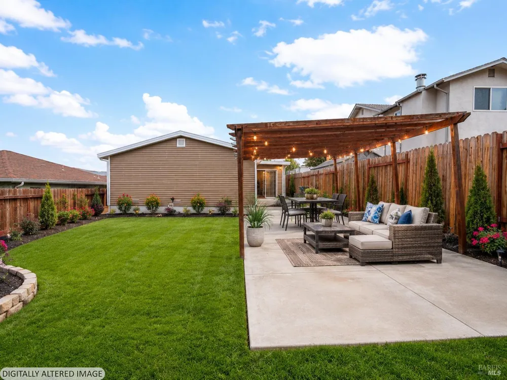 327 Pecan Street Vallejo, CA 94589
