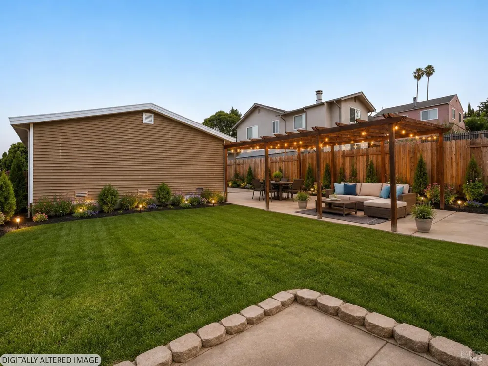 327 Pecan Street Vallejo, CA 94589