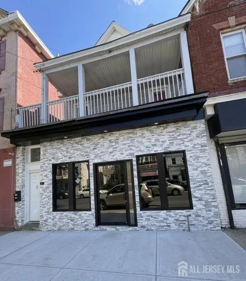 215 Hall Avenue