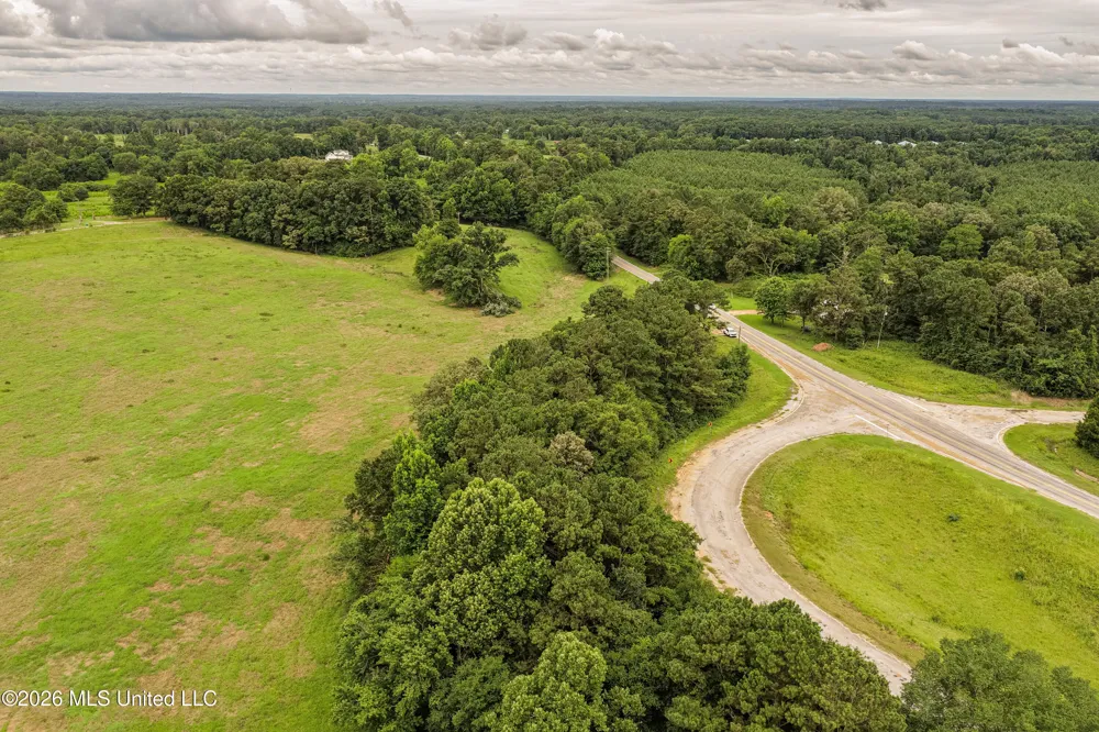 112 Old Hwy 13 Lena, MS 39094