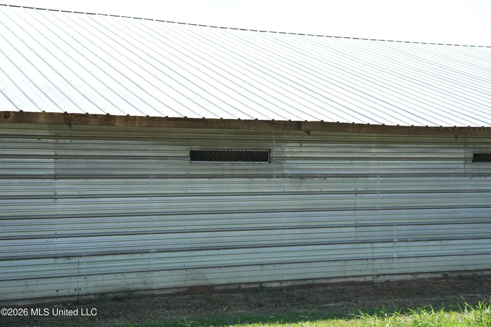 112 Old Hwy 13 Lena, MS 39094