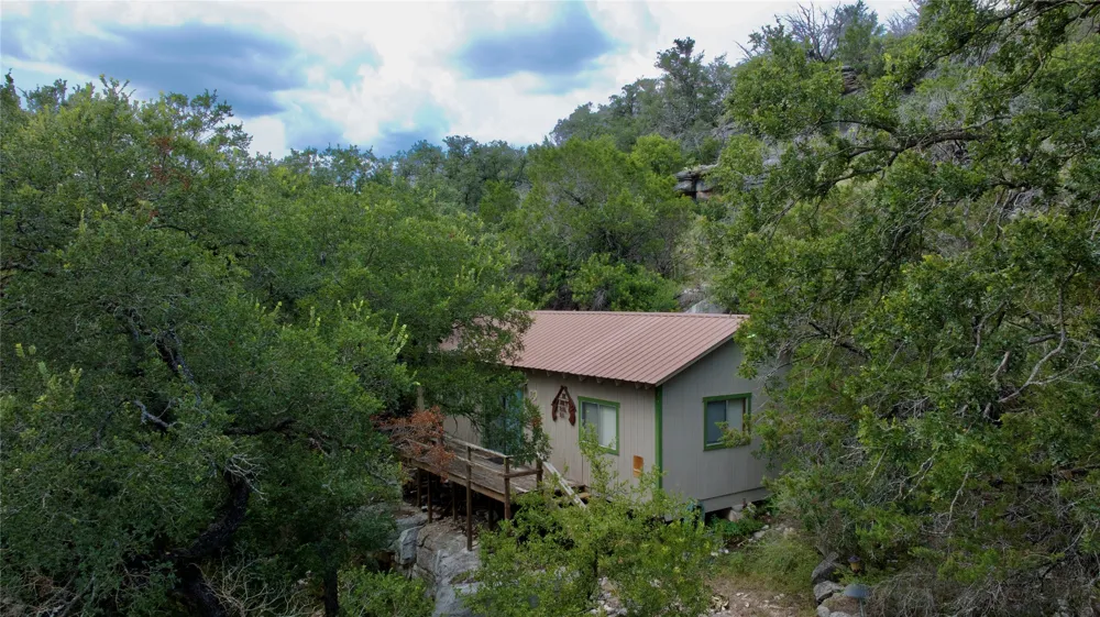 2212 River Road Lampasas, TX 76550
