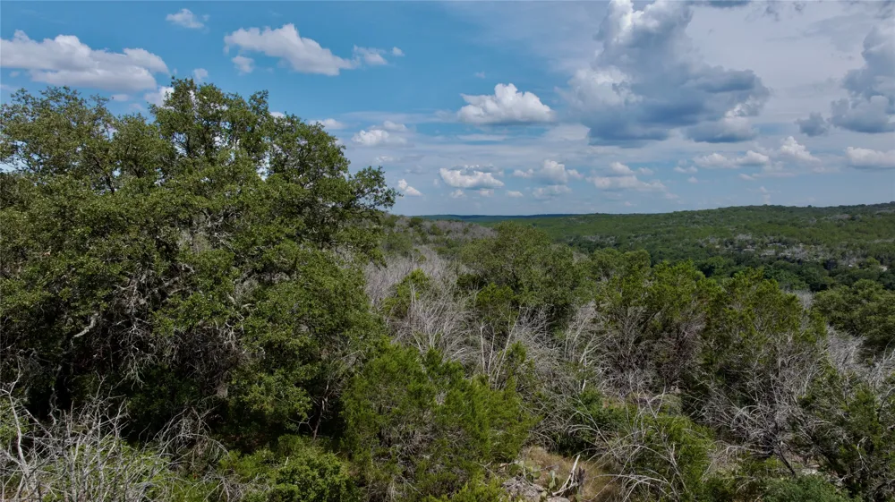 2212 River Road Lampasas, TX 76550
