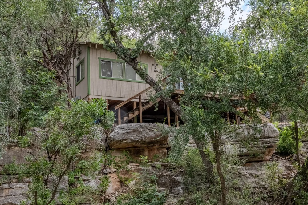 2212 River Road Lampasas, TX 76550