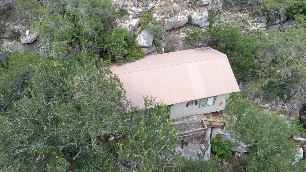 2212 River Road Lampasas, TX 76550