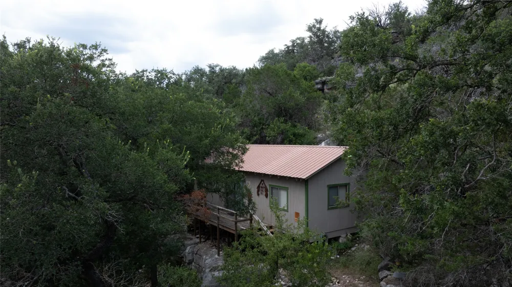 2212 River Road Lampasas, TX 76550