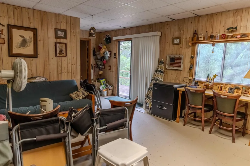 2212 River Road Lampasas, TX 76550