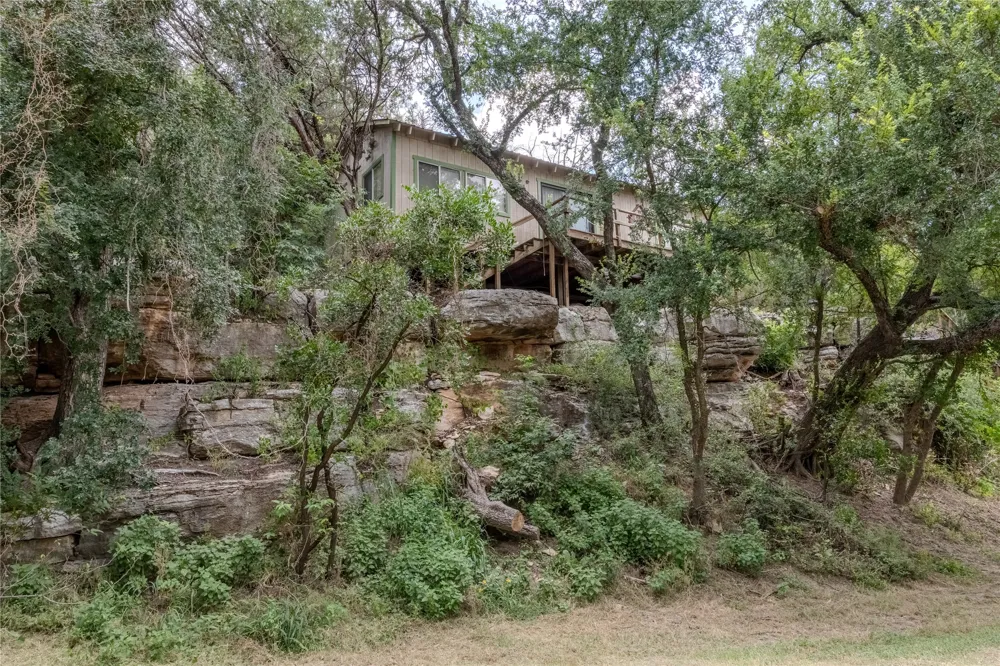 2212 River Road Lampasas, TX 76550