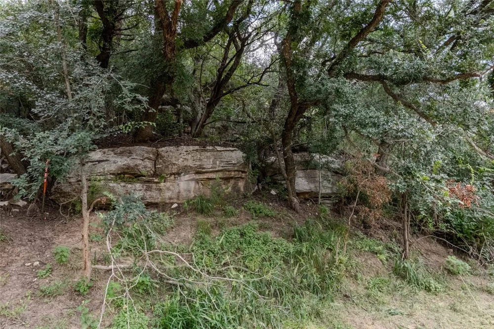 2212 River Road Lampasas, TX 76550