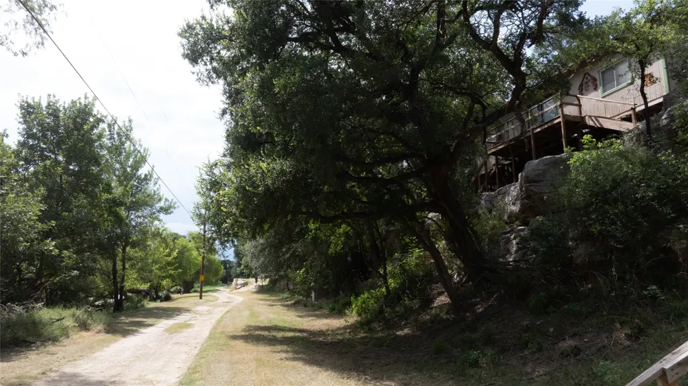 2212 River Road Lampasas, TX 76550