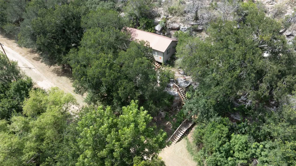 2212 River Road Lampasas, TX 76550