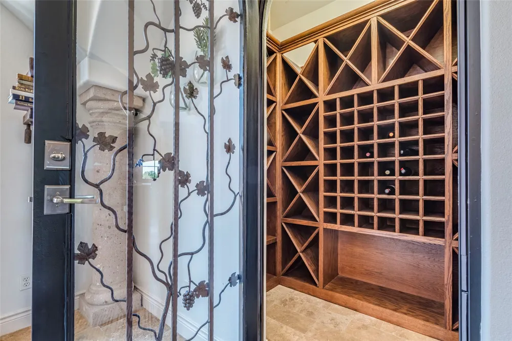 166 Encantada Horseshoe Bay, TX 78657