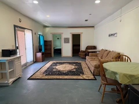 707 S Avenue Avenue E Haskell, TX 79521