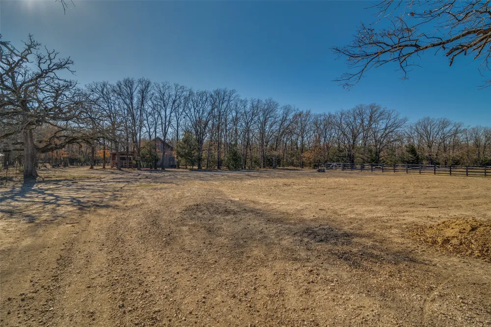 7968 County Road 2412 Quinlan, TX 75474