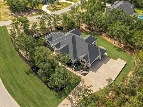 7444 Winema Trail