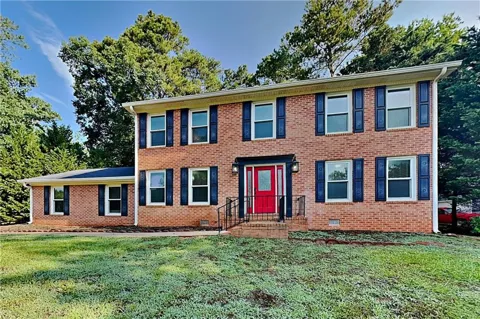 6839 Woodcreek Lane