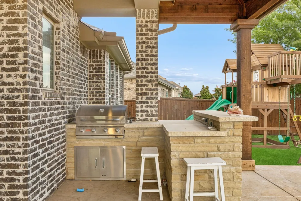 1100 Broadmoor Way Roanoke, TX 76262