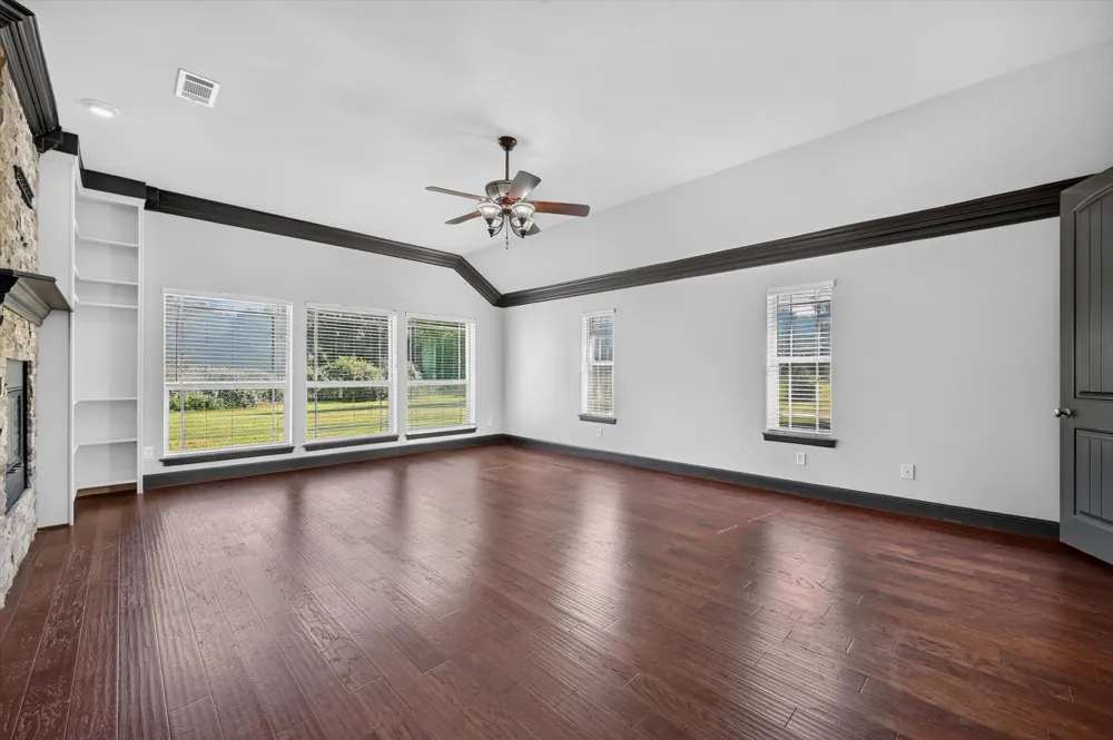 308 W Aurora Vista Trail Aurora, TX 76078