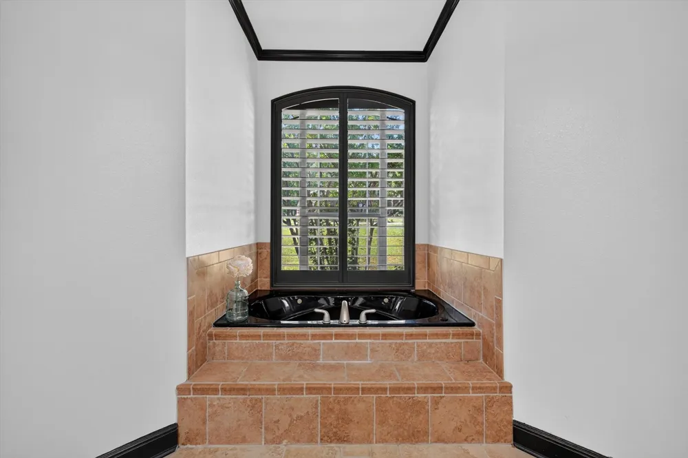 308 W Aurora Vista Trail Aurora, TX 76078
