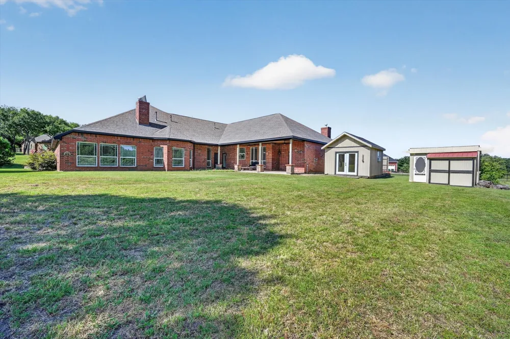 308 W Aurora Vista Trail Aurora, TX 76078