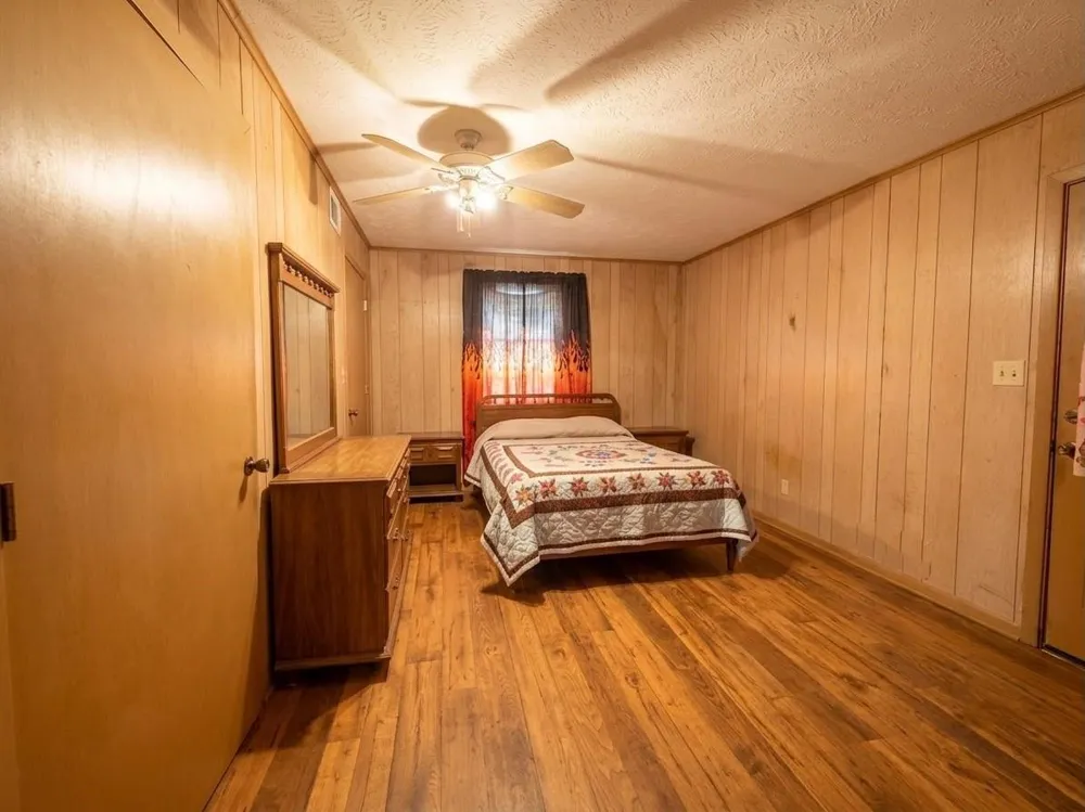 3575 County Road 1325 Warren, TX 77664