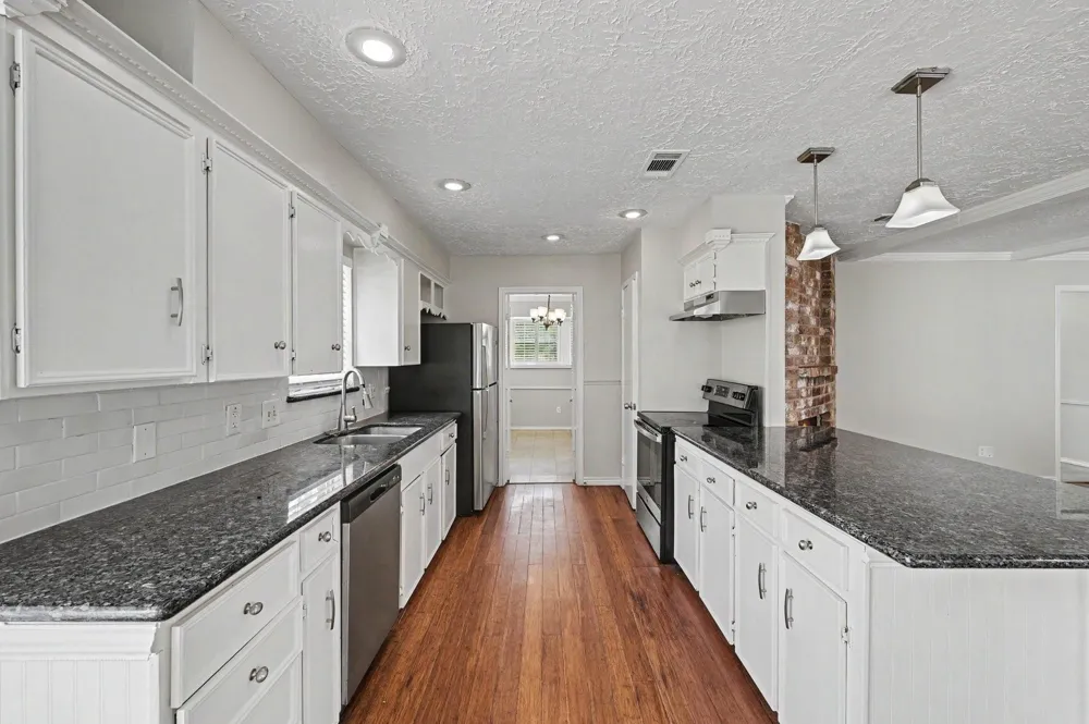 12219 Meadowhollow Drive Meadows Place, TX 77477