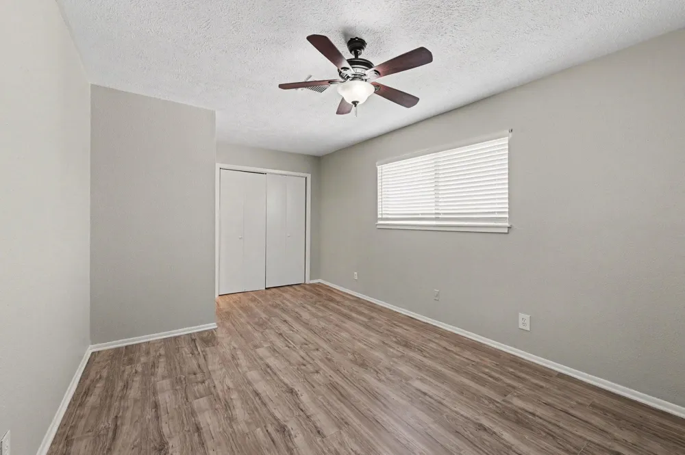 12219 Meadowhollow Drive Meadows Place, TX 77477