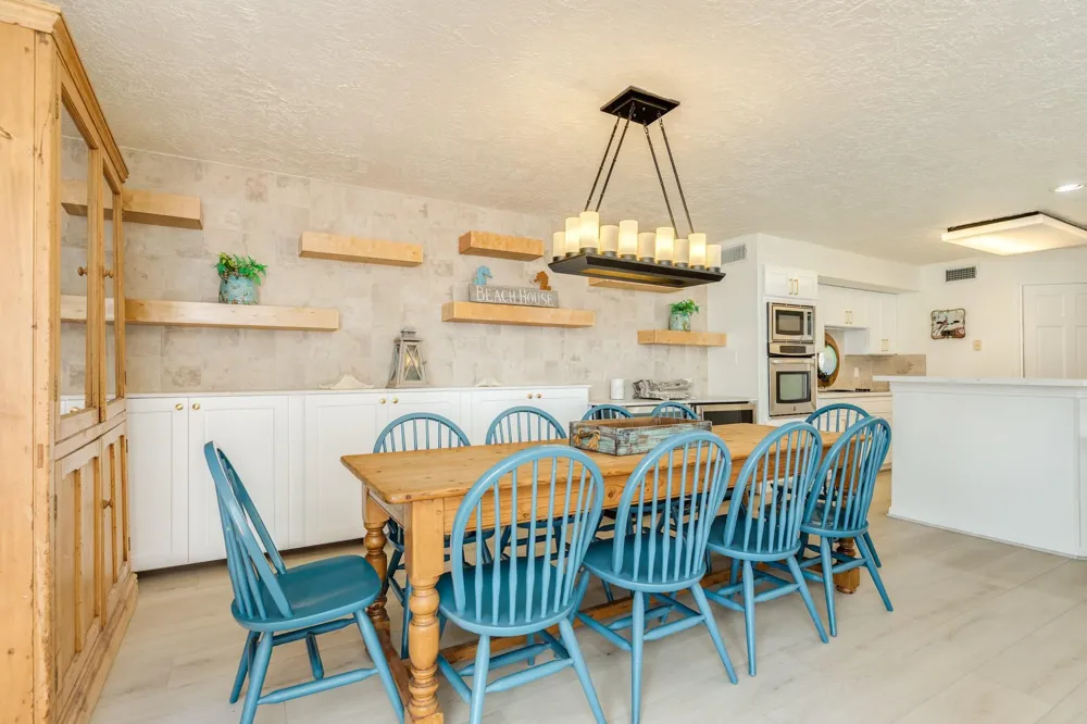 4231 Pelican Lane Galveston, TX 77554