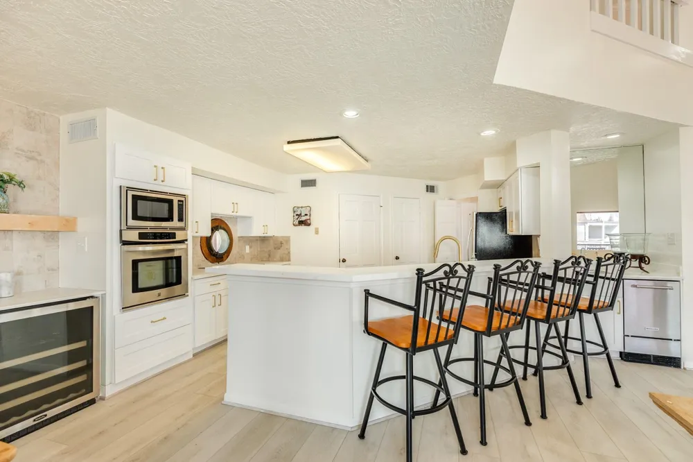 4231 Pelican Lane Galveston, TX 77554