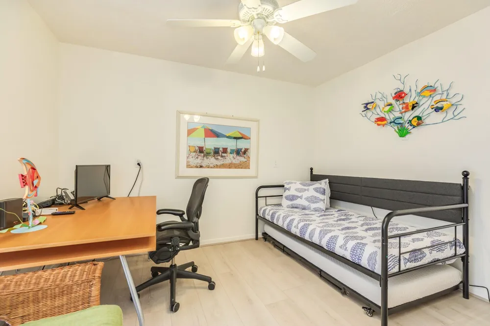 4231 Pelican Lane Galveston, TX 77554