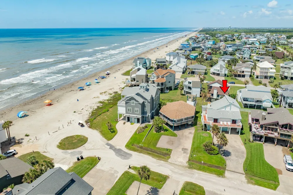4231 Pelican Lane Galveston, TX 77554