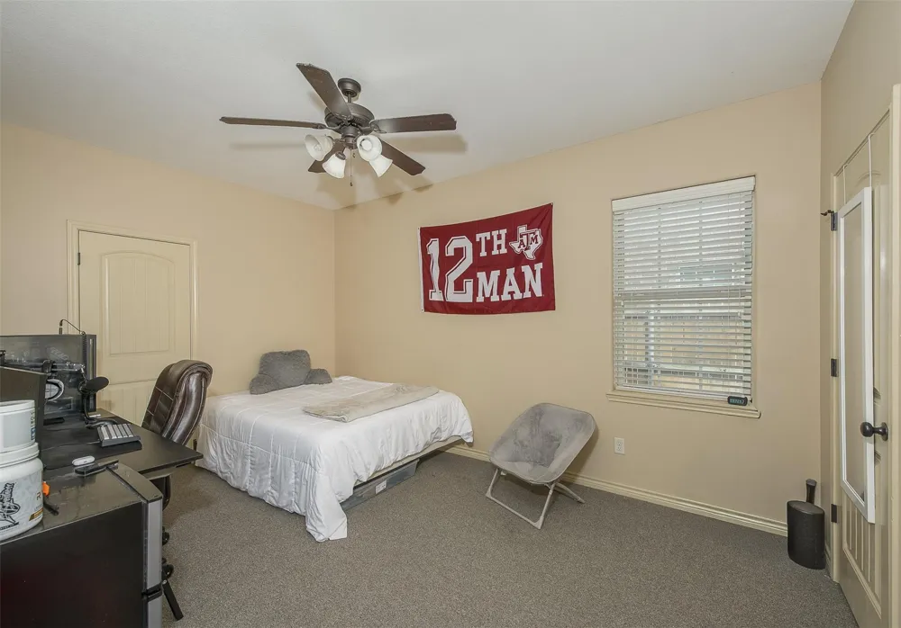 4311 Commando Trail College Station, TX 77845
