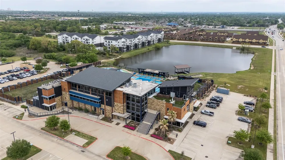 4311 Commando Trail College Station, TX 77845