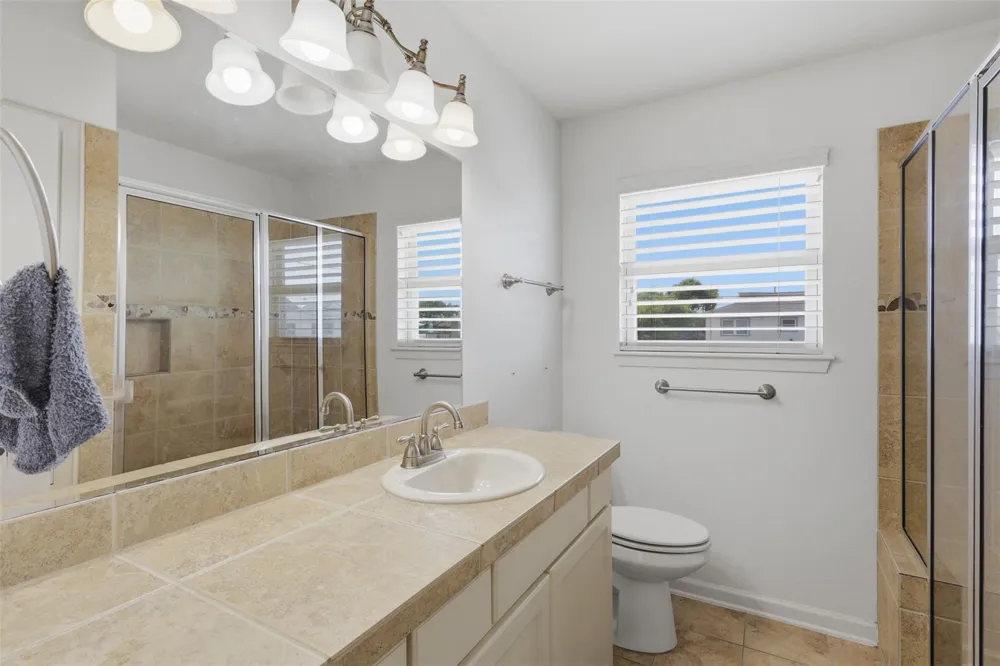 375 Ling Bayou Vista, TX 77563