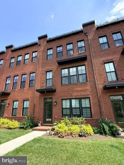 42236 BUNTING TERRACE