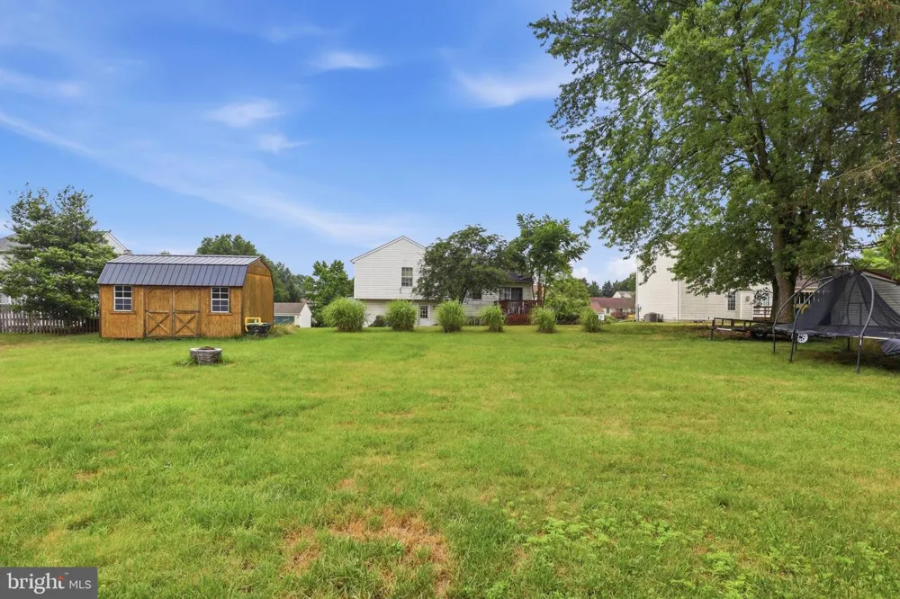 2708 SUNSET LANE York, PA 17408