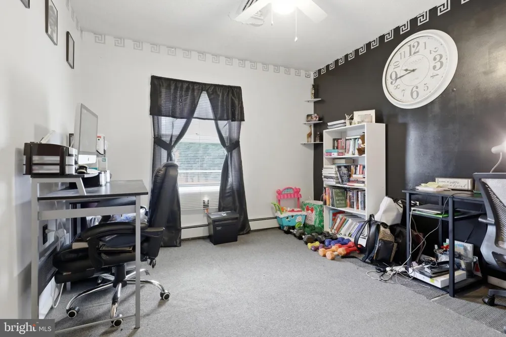2708 SUNSET LANE York, PA 17408