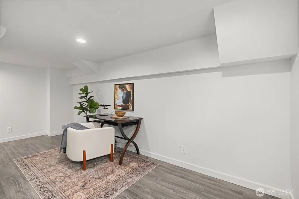 3903 SW Dakota Street Seattle, WA 98116