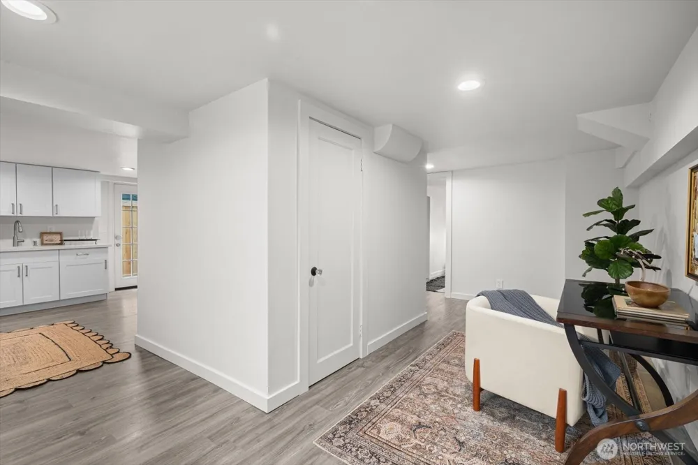 3903 SW Dakota Street Seattle, WA 98116
