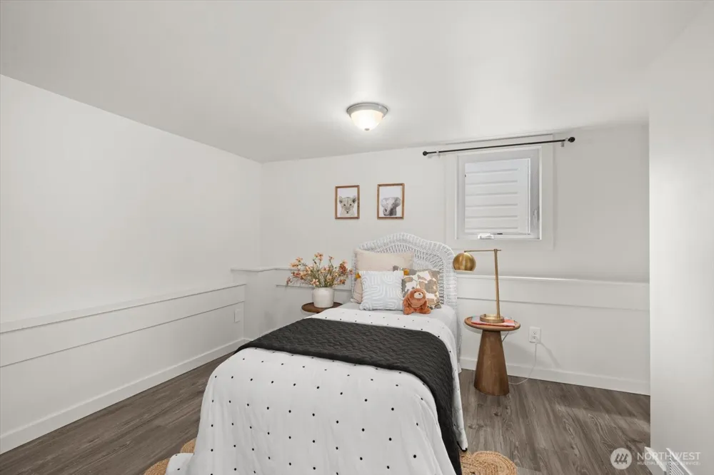 3903 SW Dakota Street Seattle, WA 98116