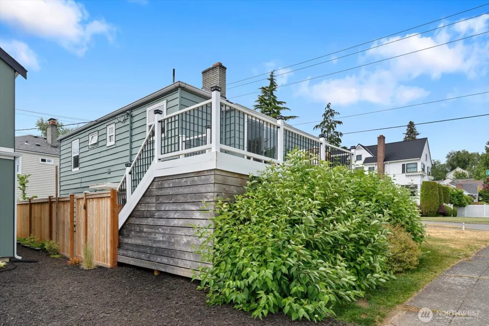 3903 SW Dakota Street Seattle, WA 98116