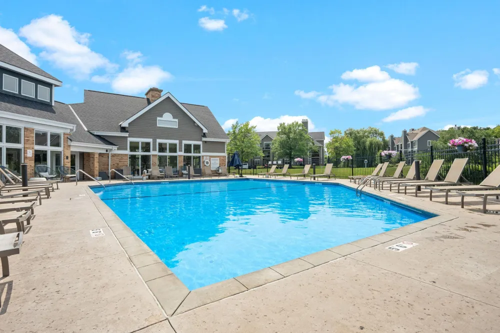 6155 Chasewood Parkway #204 Minnetonka, MN 55343