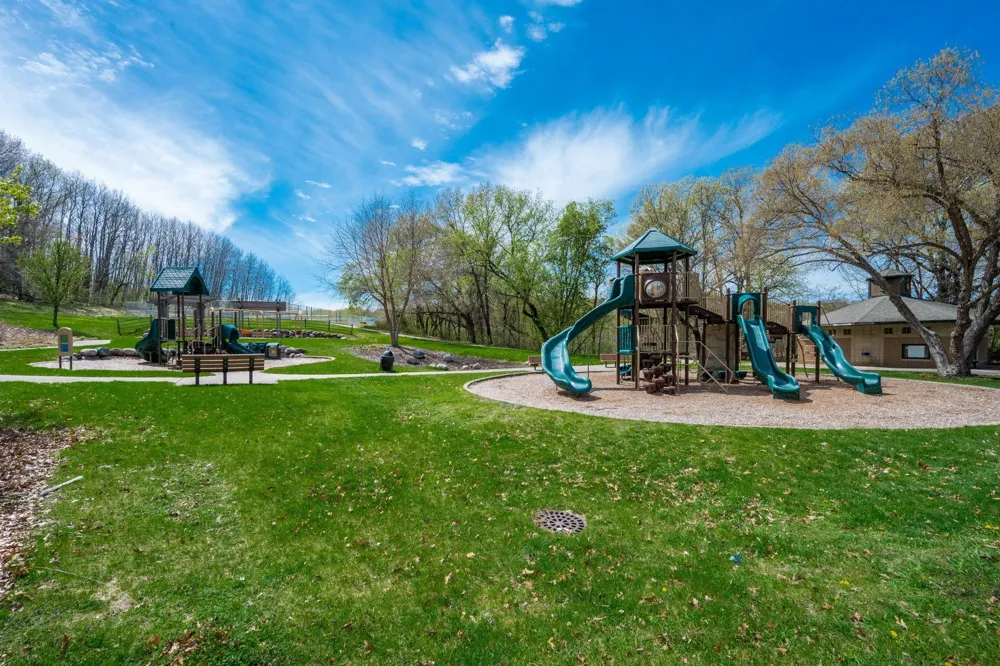 6155 Chasewood Parkway #204 Minnetonka, MN 55343