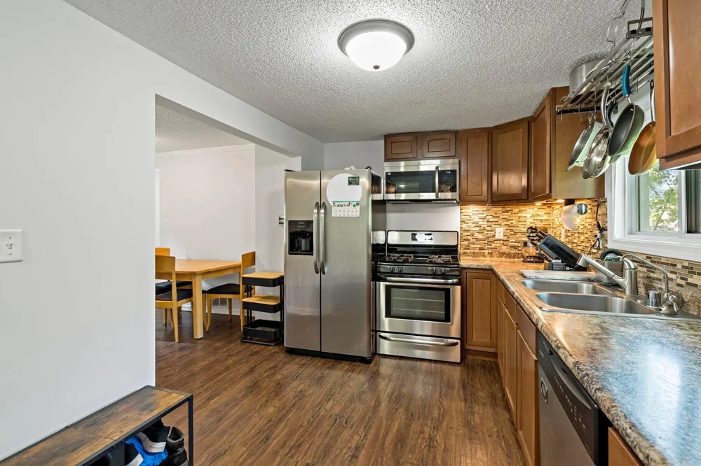 5740 Dupont Avenue Brooklyn Center, MN 55430