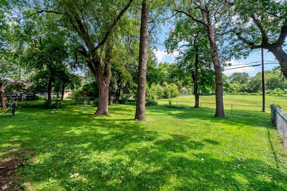 5740 Dupont Avenue Brooklyn Center, MN 55430