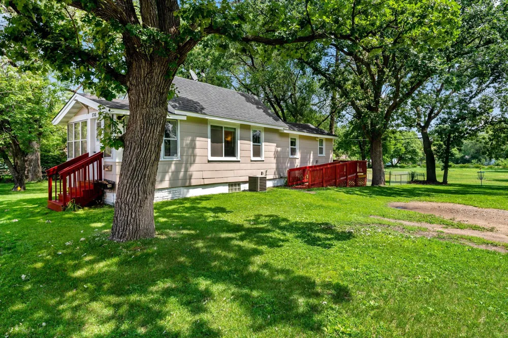 5740 Dupont Avenue Brooklyn Center, MN 55430